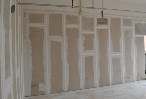 博悅佳輕質復合墻板施工案例 自保溫外墻板_大型酒店施工方案